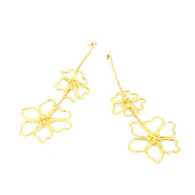 New exaggerated cold wind long alloy flower earrings European and American retro temperament flower pendant senior sense of earr