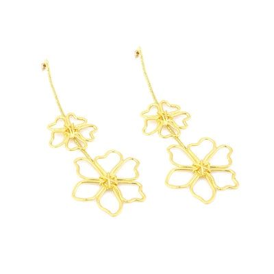 New exaggerated cold wind long alloy flower earrings European and American retro temperament flower pendant senior sense of earr