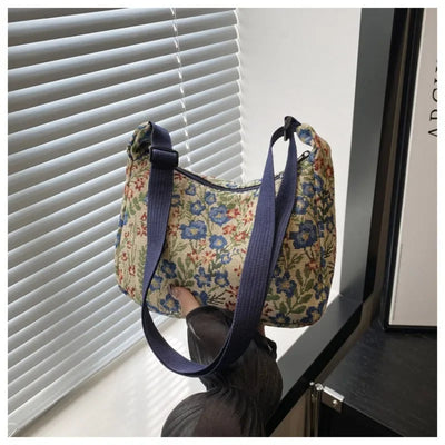 Women Small Underarm Bag Chinese Style Shoulder Bag Versatile Literary Prints Cloth Crescent Pack Portable Women's Handbags