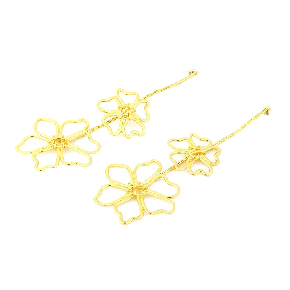 New exaggerated cold wind long alloy flower earrings European and American retro temperament flower pendant senior sense of earr
