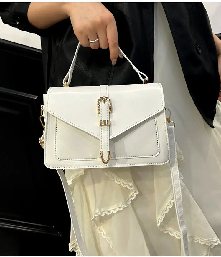 Top-Tier Ladies Hand Bags Crafted From Line-Printed Leather Boasting Trendy Lasting Lightweight Vintage Daily Style