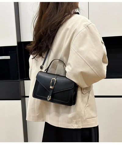 Top-Tier Ladies Hand Bags Crafted From Line-Printed Leather Boasting Trendy Lasting Lightweight Vintage Daily Style