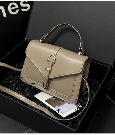 Top-Tier Ladies Hand Bags Crafted From Line-Printed Leather Boasting Trendy Lasting Lightweight Vintage Daily Style