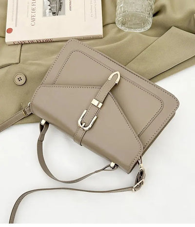 Top-Tier Ladies Hand Bags Crafted From Line-Printed Leather Boasting Trendy Lasting Lightweight Vintage Daily Style