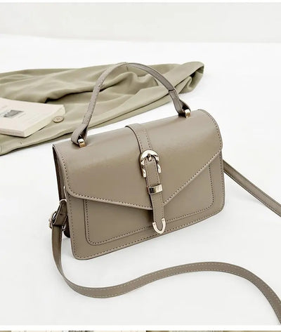 Top-Tier Ladies Hand Bags Crafted From Line-Printed Leather Boasting Trendy Lasting Lightweight Vintage Daily Style