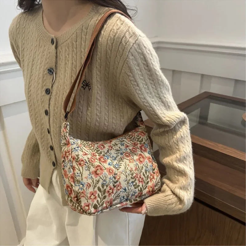 Women Small Underarm Bag Chinese Style Shoulder Bag Versatile Literary Prints Cloth Crescent Pack Portable Women's Handbags