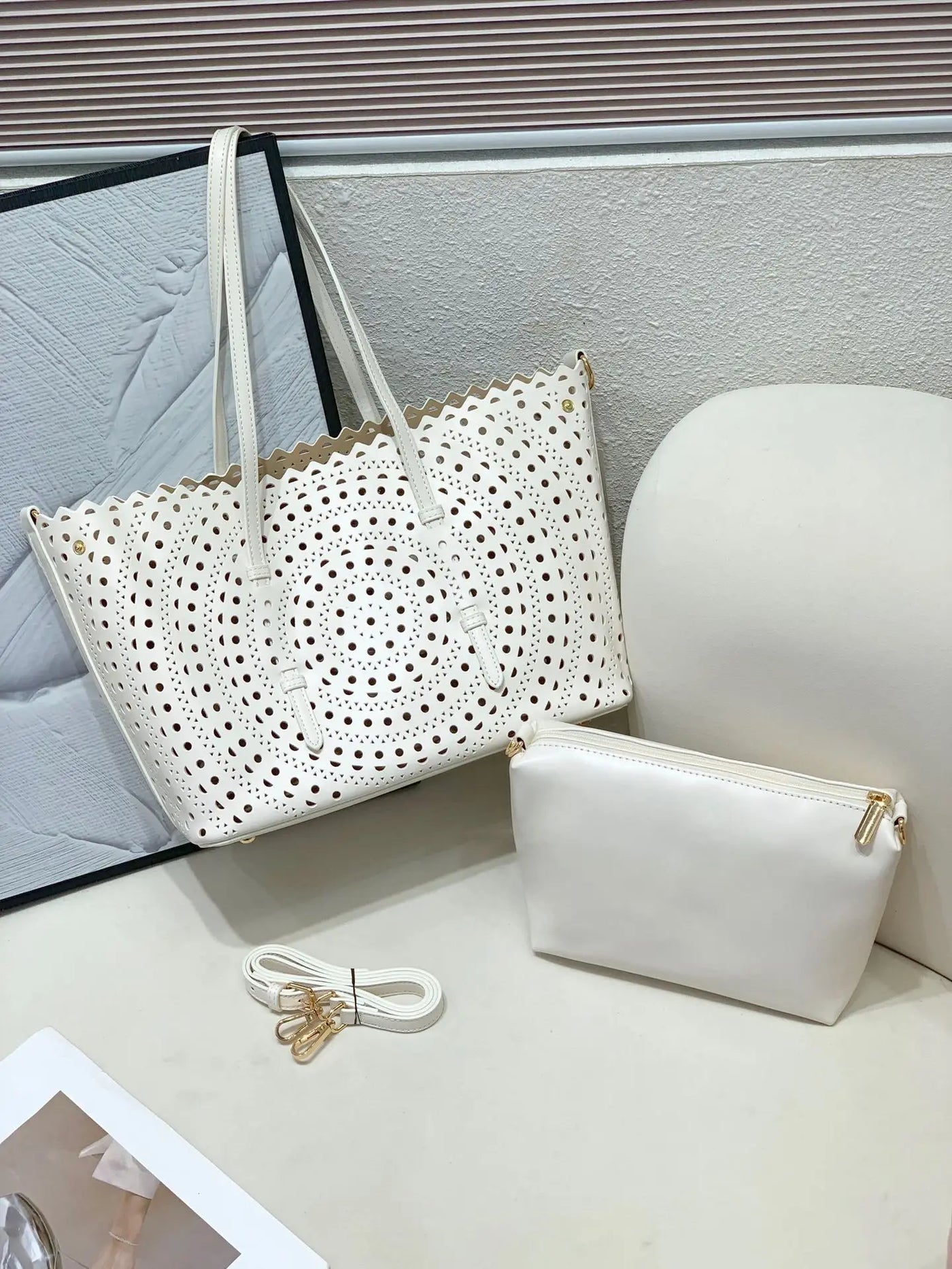 Women's Designer Brand Luxury Round Wave Large Capacity Shopping Tote Handbag Carved Basket Lady Shoulder Crossbody Mother Bag