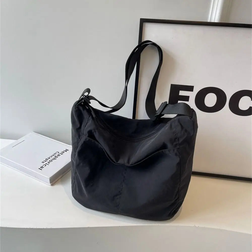 Women Girls Crossbody Shoulder Bags Fashionable Solid Color Nylon Bags Tote Bag Outdoor Travel Ultra-large Capacity Bags
