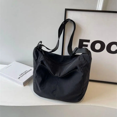 Women Girls Crossbody Shoulder Bags Fashionable Solid Color Nylon Bags Tote Bag Outdoor Travel Ultra-large Capacity Bags