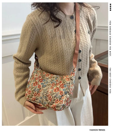 Women Small Underarm Bag Chinese Style Shoulder Bag Versatile Literary Prints Cloth Crescent Pack Portable Women's Handbags