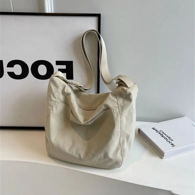 Women Girls Crossbody Shoulder Bags Fashionable Solid Color Nylon Bags Tote Bag Outdoor Travel Ultra-large Capacity Bags