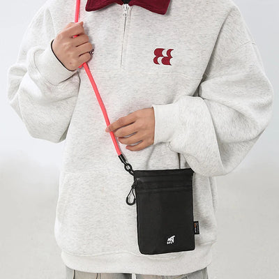 Original Design Nylon Messenger Bag Unisex Waterproof Crossbody Shoulder Bag for Men Women Urban Streetwear Travel Phone Storage